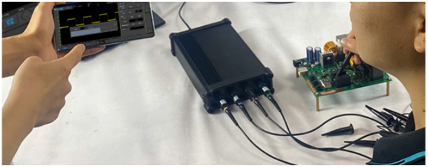 VTO2004 tablet oscilloscope